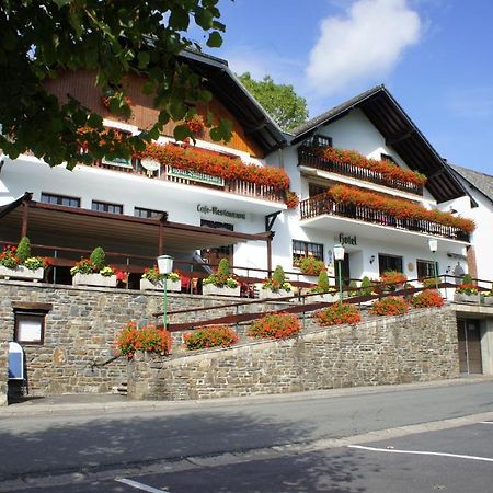 Hotel Rittersprung Ouren Екстериор снимка