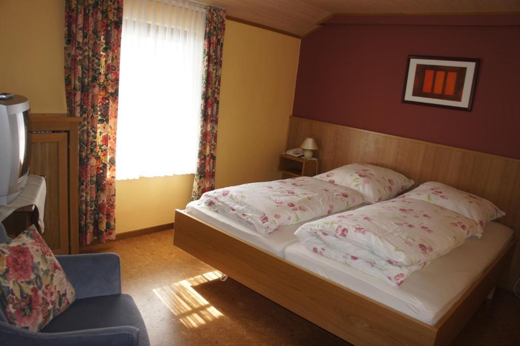 Hotel Rittersprung Ouren Стая снимка