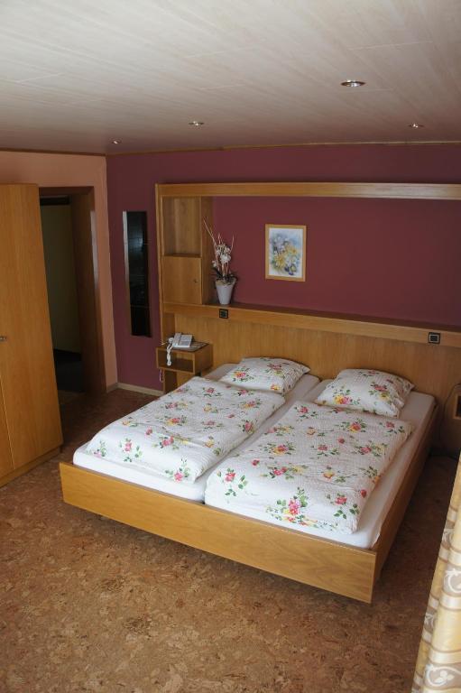 Hotel Rittersprung Ouren Стая снимка