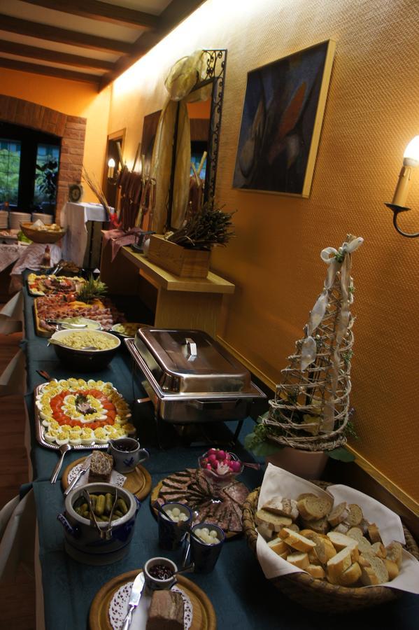 Hotel Rittersprung Ouren Екстериор снимка