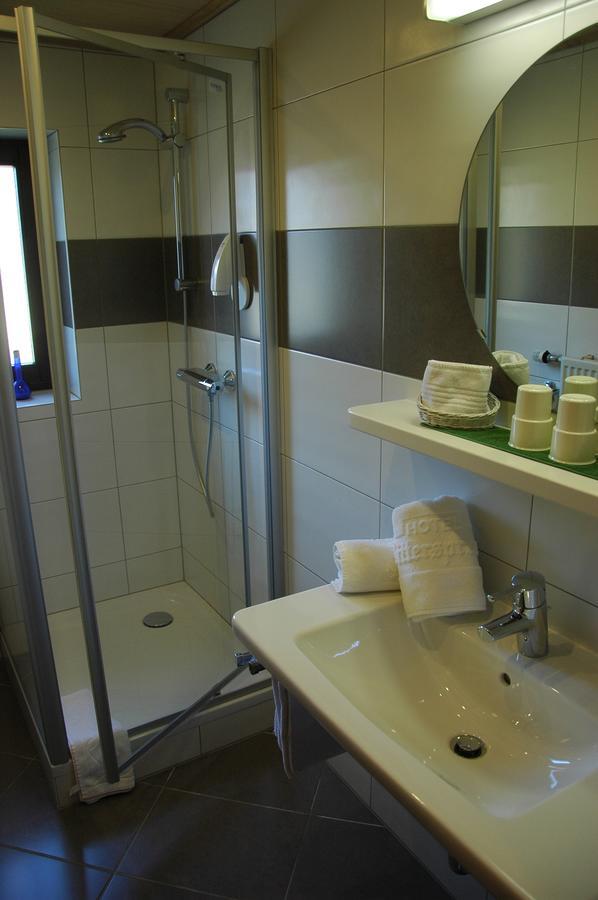 Hotel Rittersprung Ouren Екстериор снимка